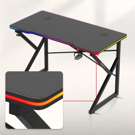 Huzaro Hero 1.7 RGB Crni Gaming sto
